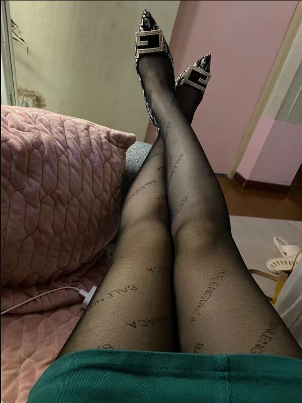 琳琳黑丝袜熟女